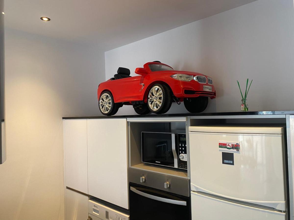 Apartamento En Madrid Rio Con Parking Gratuito Dış mekan fotoğraf