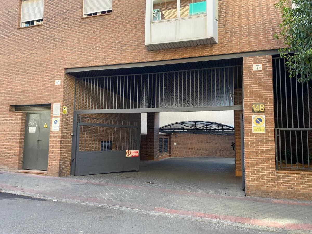Apartamento En Madrid Rio Con Parking Gratuito Dış mekan fotoğraf